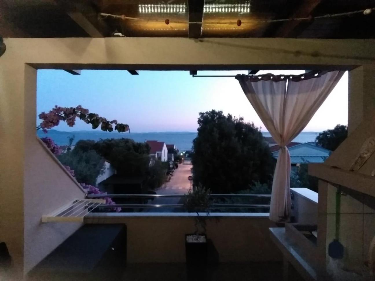 Apartment Vila Nina เพทรอซาเน ห้อง รูปภาพ